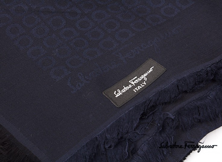 شال و روسری Salvatore Ferragamo