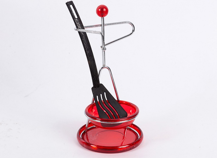 زیر قاشقی کنار گاز