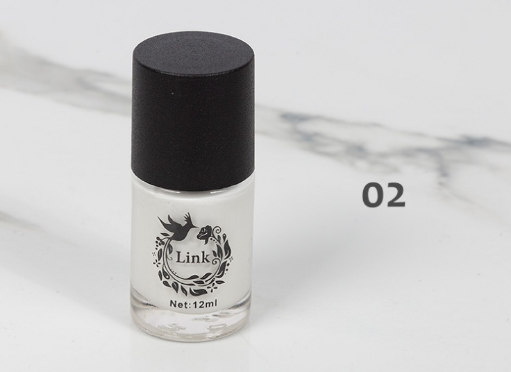 لاک ناخن Link