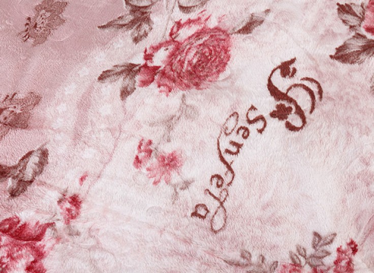 پتو طرحدار SENFELA