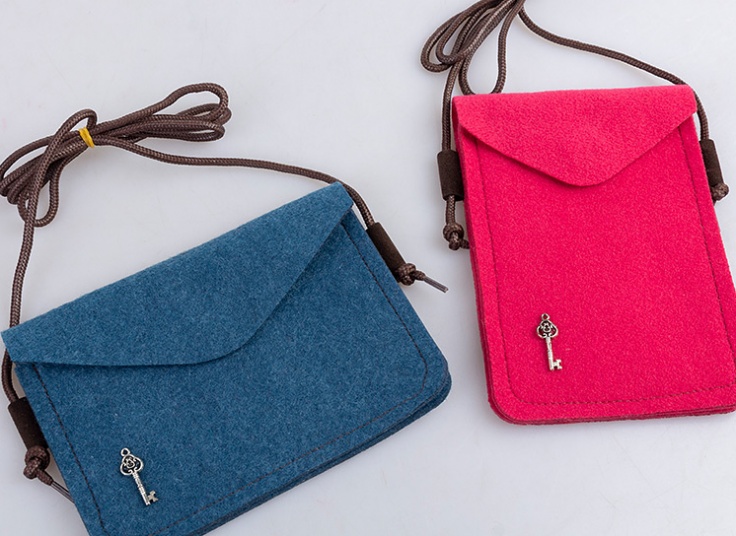 کیف کج نمدی