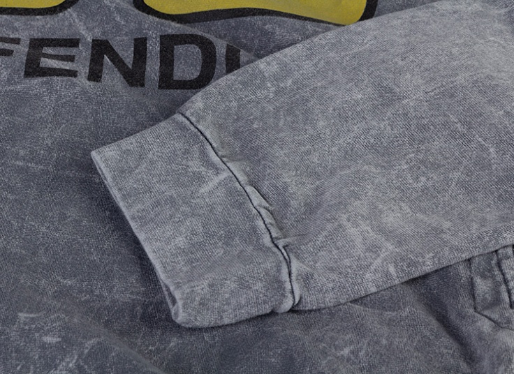 بلوز زنانه کلاهدار FENDI