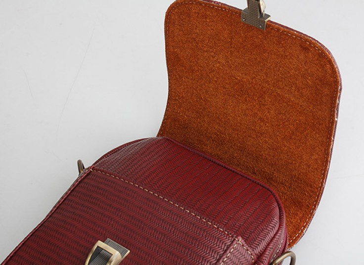 کیف کج چرمی