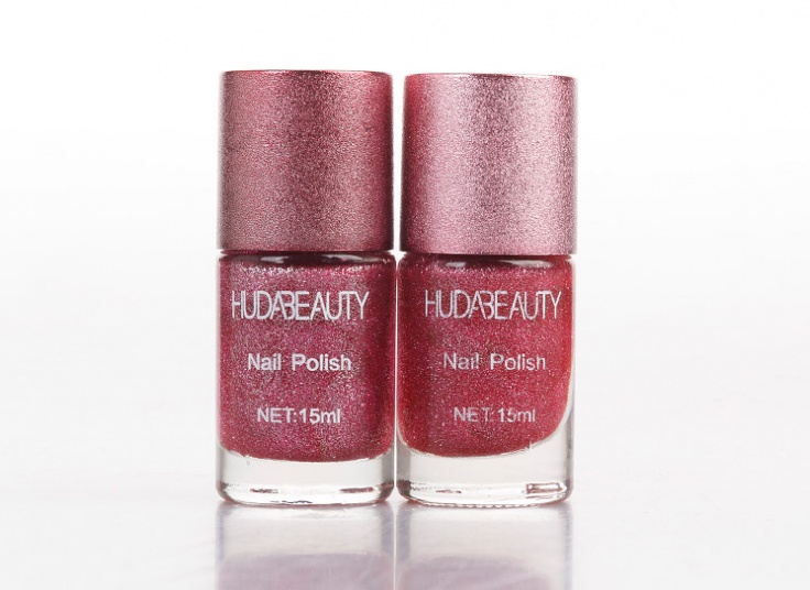 لاک ناخن Huda Beauty