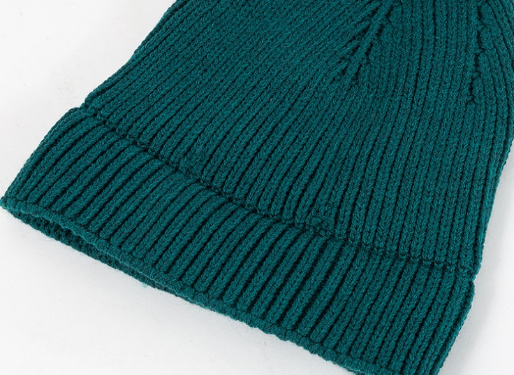 کلاه بافت لئونی