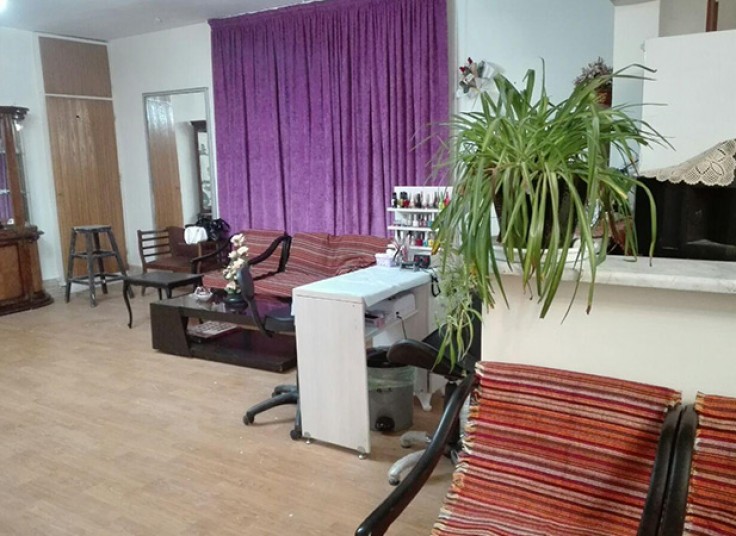 خدمات ناخن سالن زیبایی ارغوان