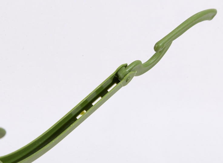 چوب لباسی تاشو مسافرتی