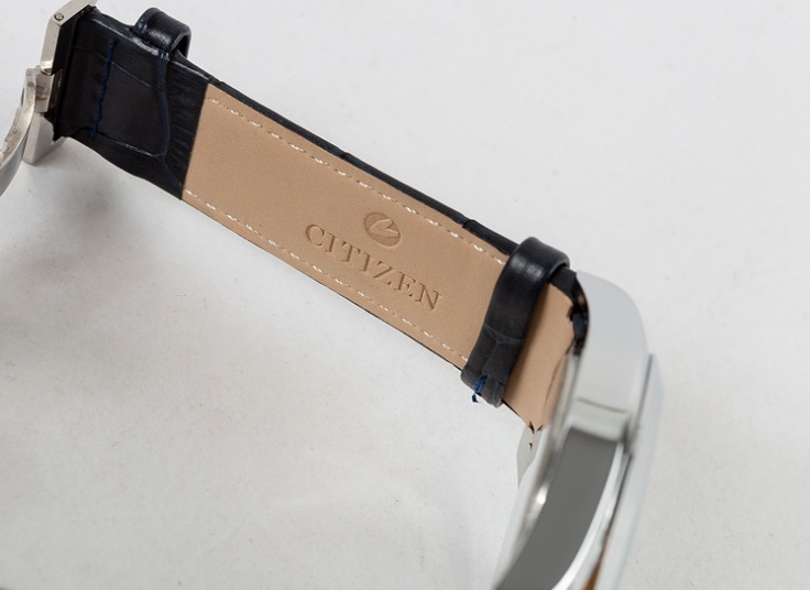ساعت مچی مردانه و زنانه Citizen مدل1526