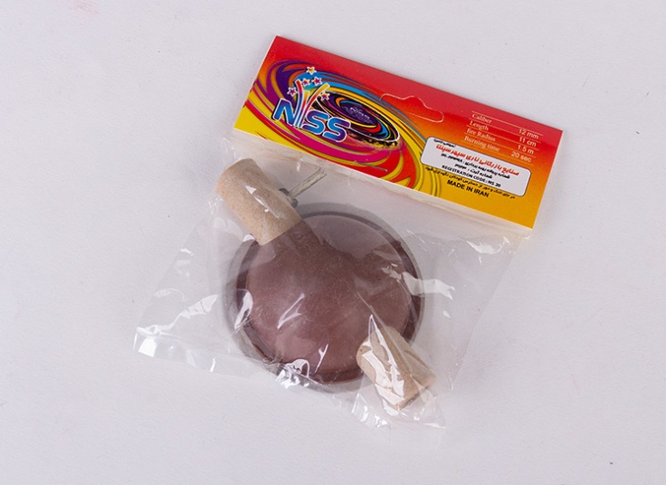 انواع وسایل آتش بازی و نورافشانی هوایی