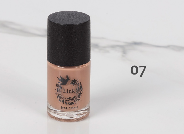 لاک ناخن Link