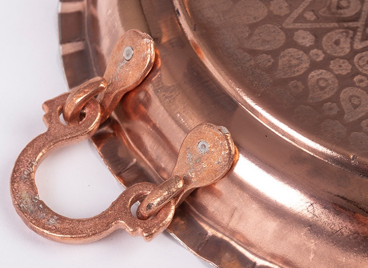 ظروف مسی طرحدار