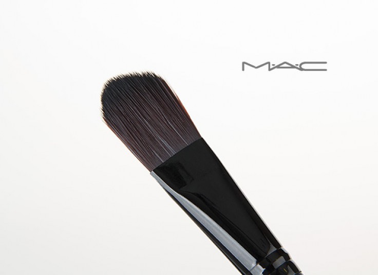 پکیج برس آرایشی رولی Mac