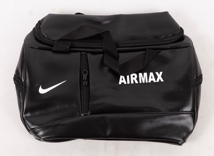 ساک ورزشی چرم Nike