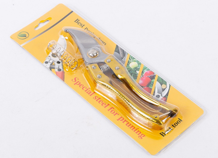 قیچی باغبانی