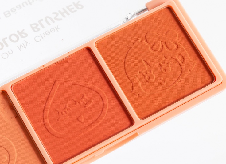 پالت رژگونه 3تایی kiss beauty