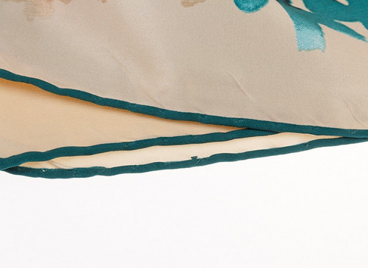 روسری ساتن ابریشم Serra