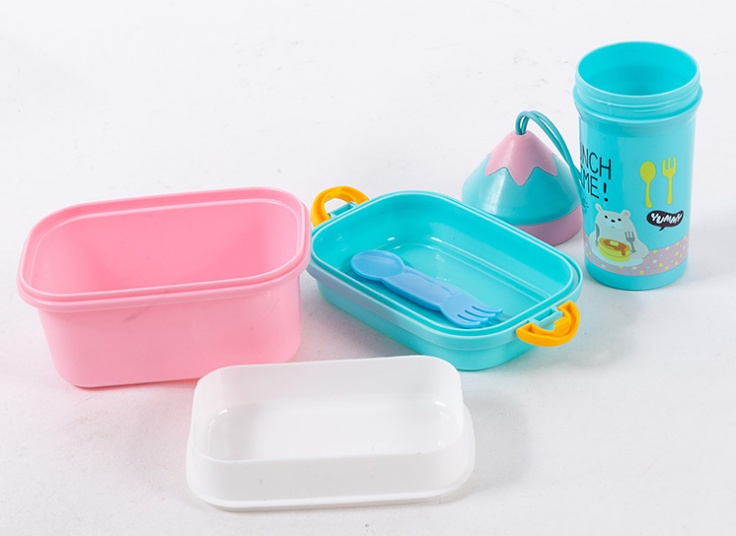 ست ظرف غذا و قمقمه کودک