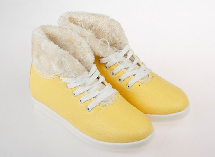 کفش خزدار زنانه