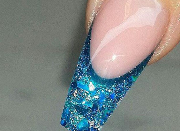 خدمات ناخن لورا