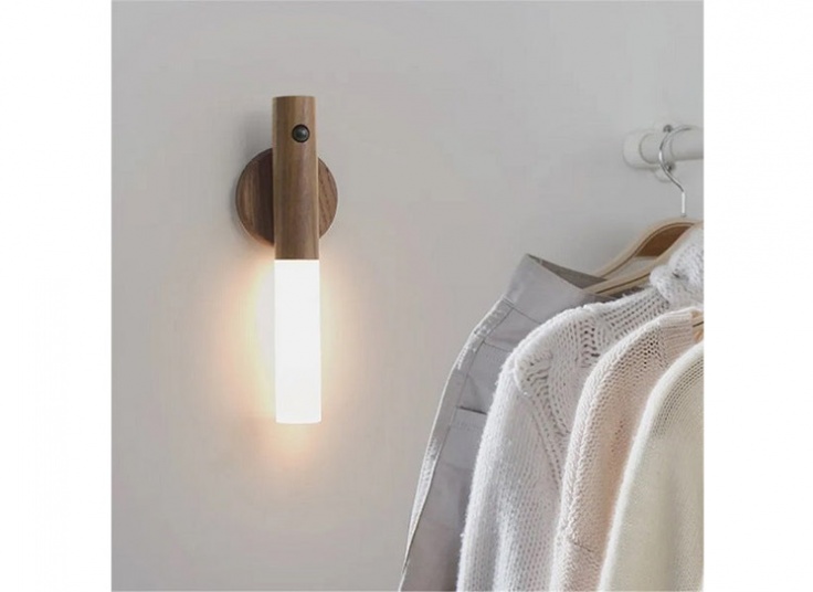 چراغ دیواری هوشمند طرح چوبی