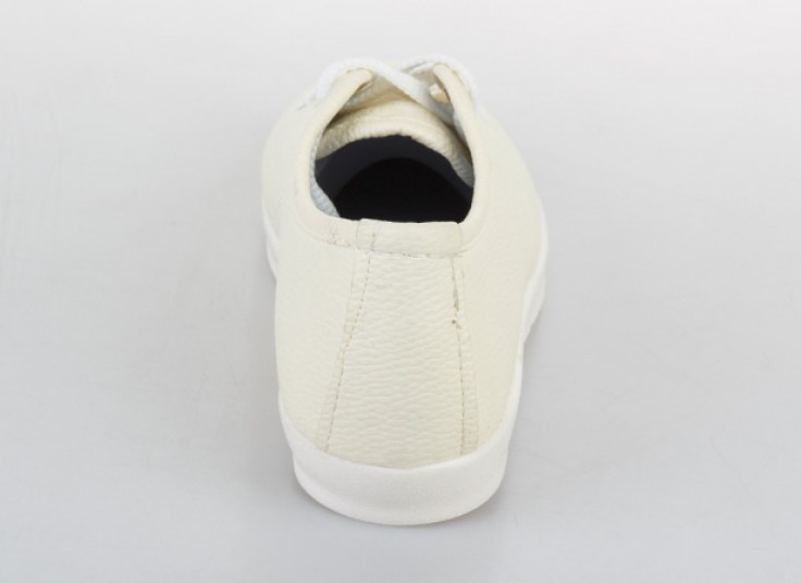 کفش اسنیکرز طرح Ocher