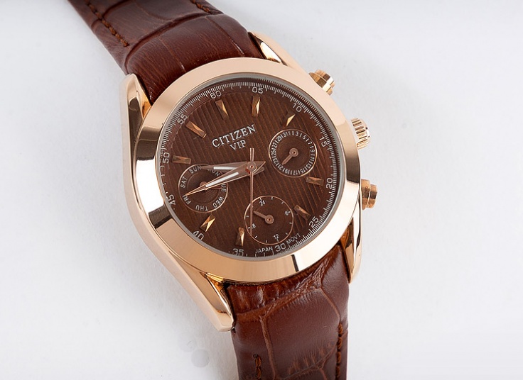 ساعت مچی مردانه و زنانه Citizen مدل1526