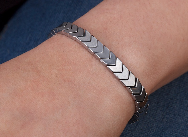 انواع دستبند حدید