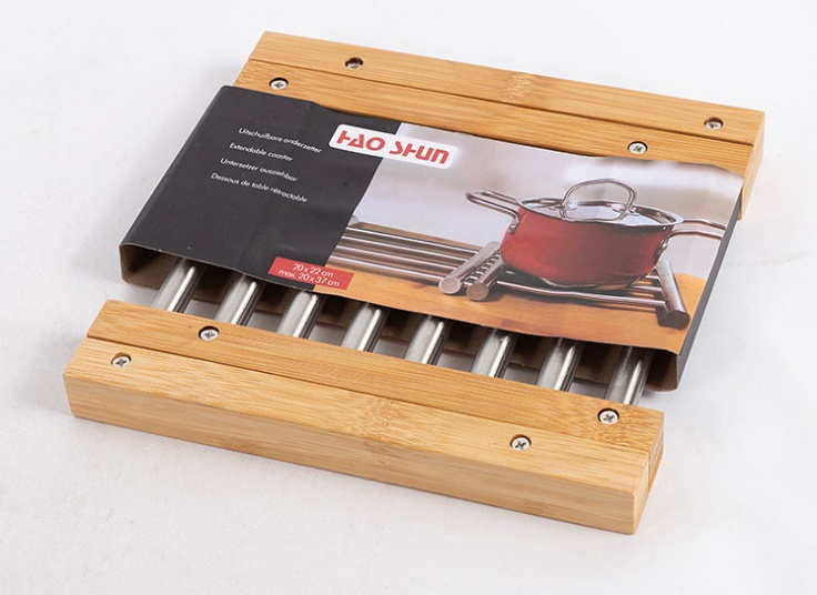 زیر قابلمه‌ای فلزی کشویی