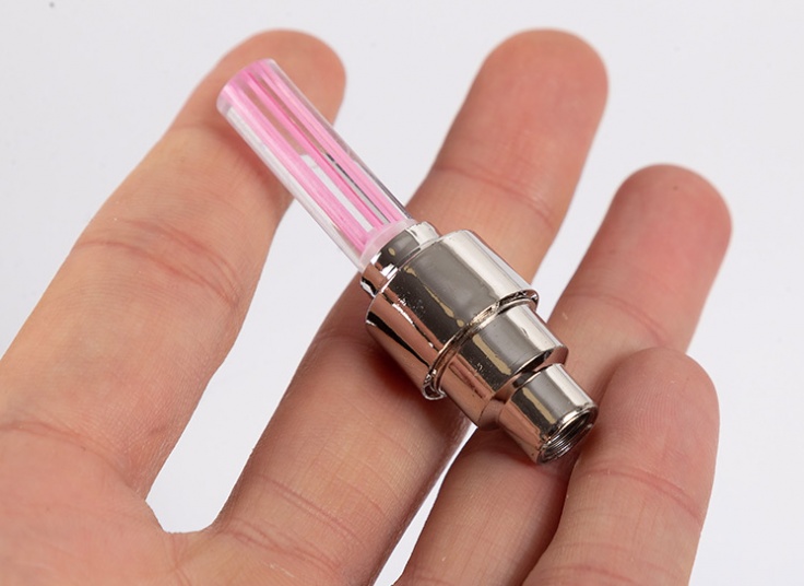 سر والف چراغ دار Features