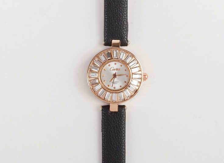 ساعت مچی نگین دار Cartisi