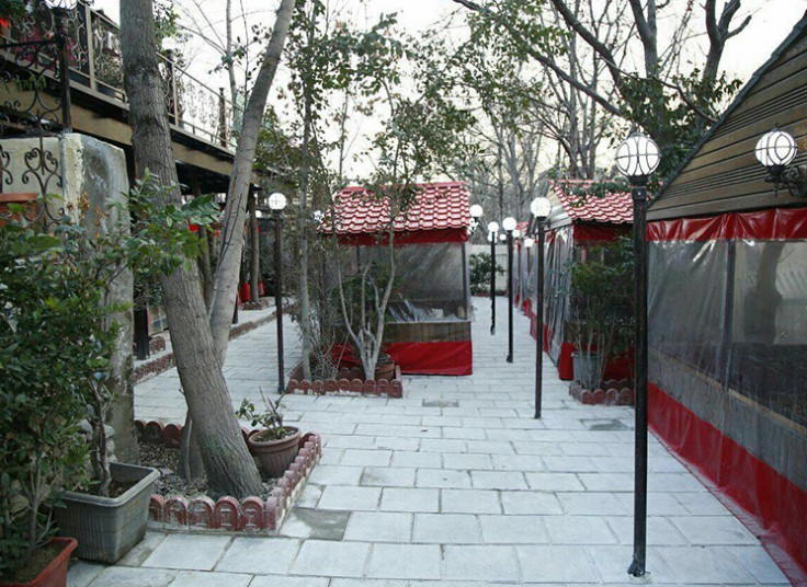 قلیان باغچه رستوران کنعان