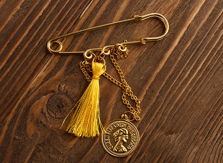 سنجاق سینه دست ساز