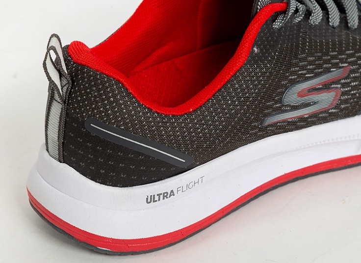 کفش ورزشی مردانه Skechers 22022