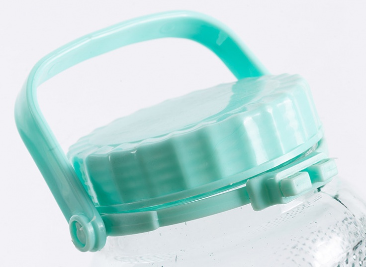 بانکه شیشه ای