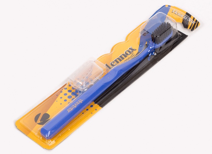 مسواک ذغالی Victoria Star مدل Lennox