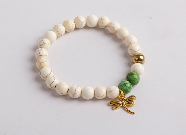 دستبند سنگی آویزدار