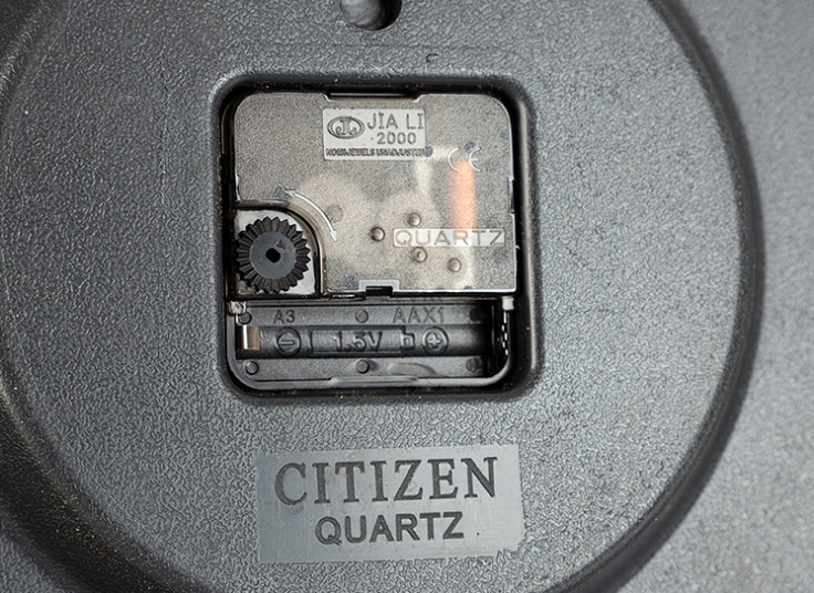 ساعت دیواری آرام گرد Citizen