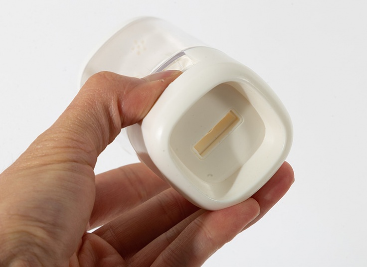 نمک پاش فشاری دوکاره