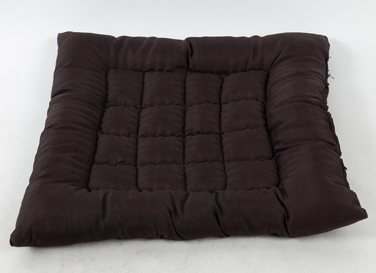 زیر نشیمنی چهار خانه