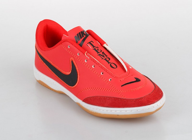 کفش فوتبالی طرح NIKE