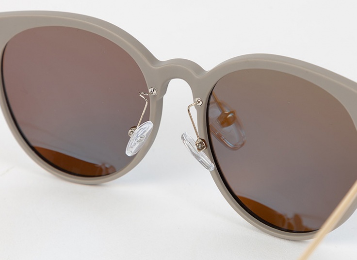 عینک پلاریزه زنانه طرح Ray Ban