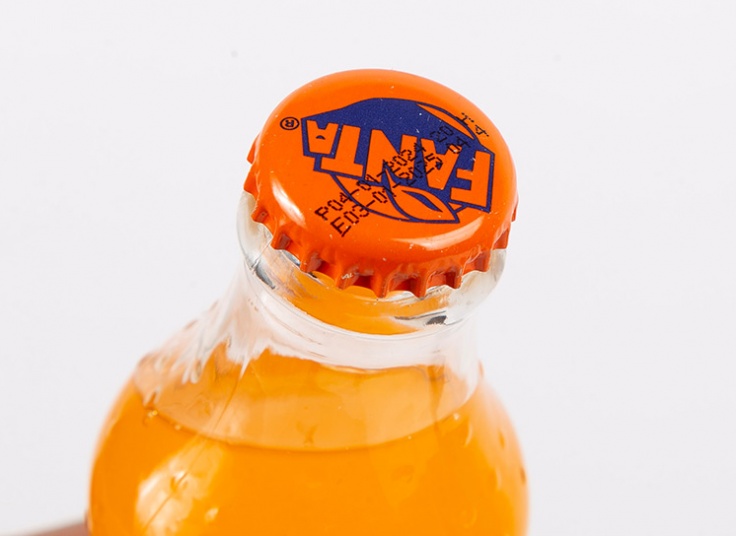 نوشابه شیشه ای