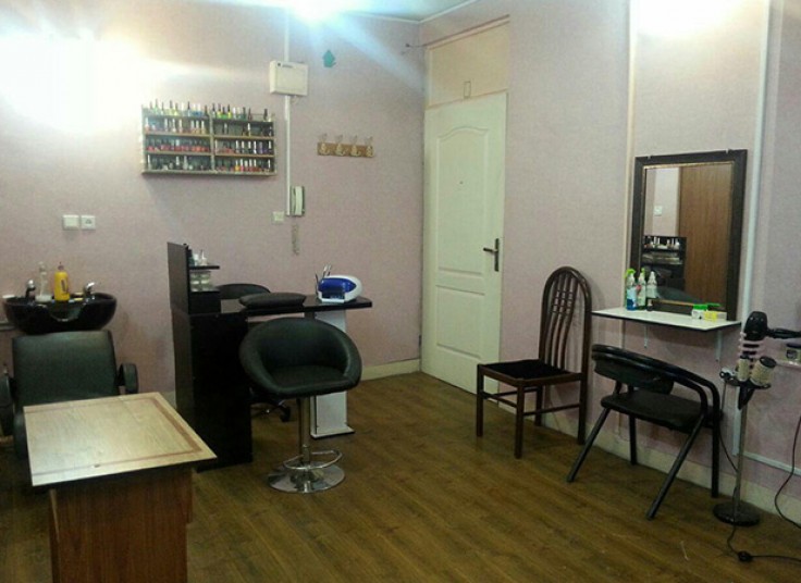 خدمات ناخن سالن زیبایی گلارس