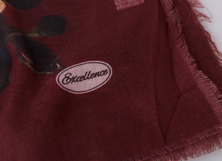 روسری نخی طرحدار Excellence