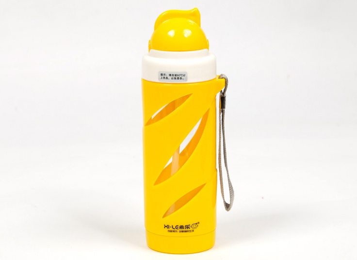 قمقمه نی دار Xile