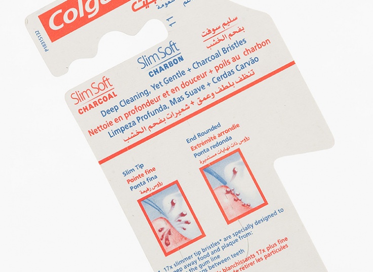 مسواک ذغالی Colgate Slim Soft