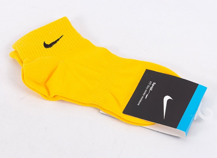 جوراب اسپرت طرح NIKE