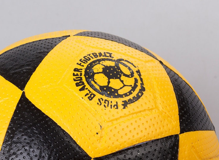 توپ فوتبال Liverpool