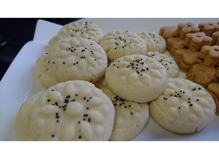 آموزش شیرینی های عید در سرای محله زرگنده