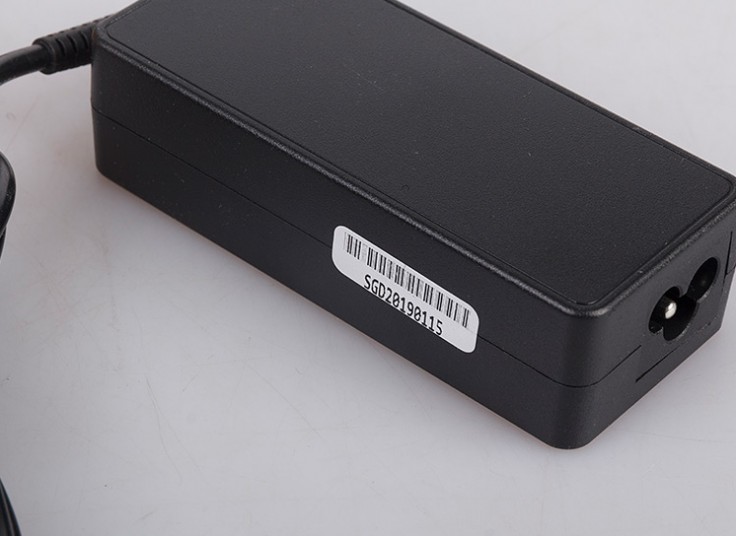 انواع شارژر لپ تاپ